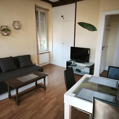 Le Tour - Hypercentre - Opera 150 M - Bord D'allier Vichy