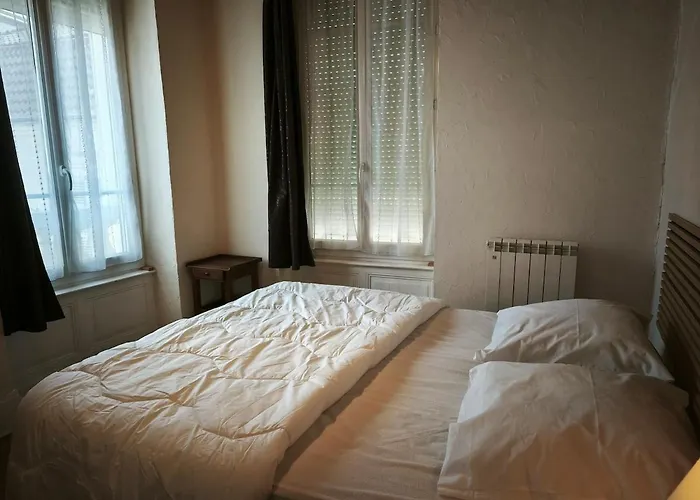 Le Tour - Hypercentre - Opera 150 M - Bord D'allier *